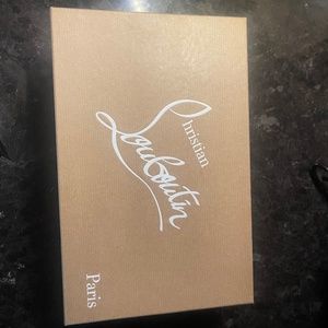 Christian Louboutin hot chick 100 patent
